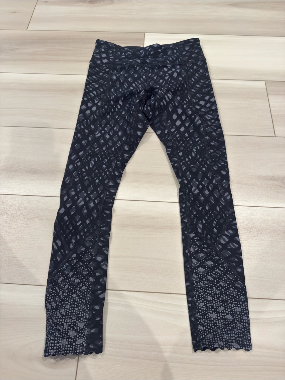 lululemon athletica Black and Gray Patterned Leggings